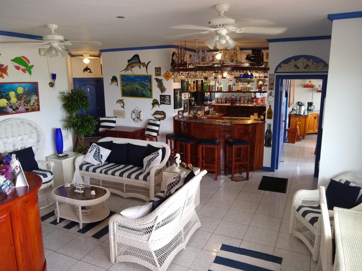 Drake Inn Puerto Villamil Exteriér fotografie