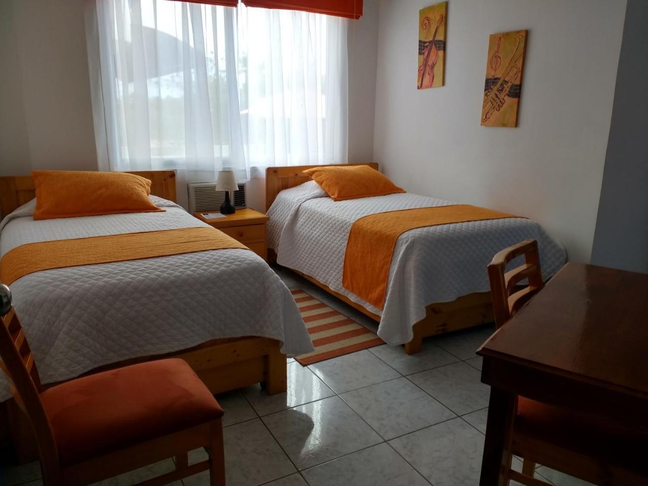 Drake Inn Puerto Villamil Exteriér fotografie