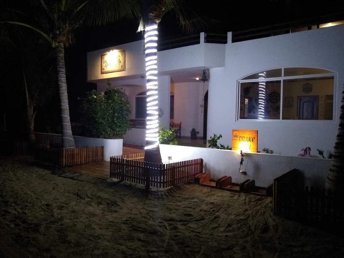Drake Inn Puerto Villamil Exteriér fotografie